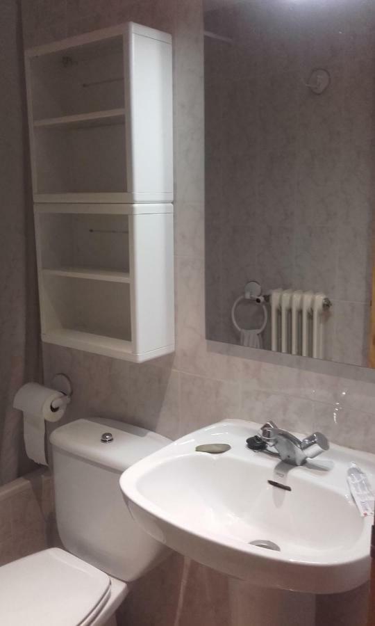 Best Biescas Tourist Home Экстерьер фото
